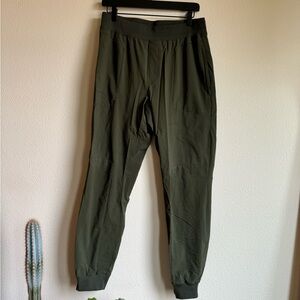 ALO Men’s Yoga Co-Op Pants